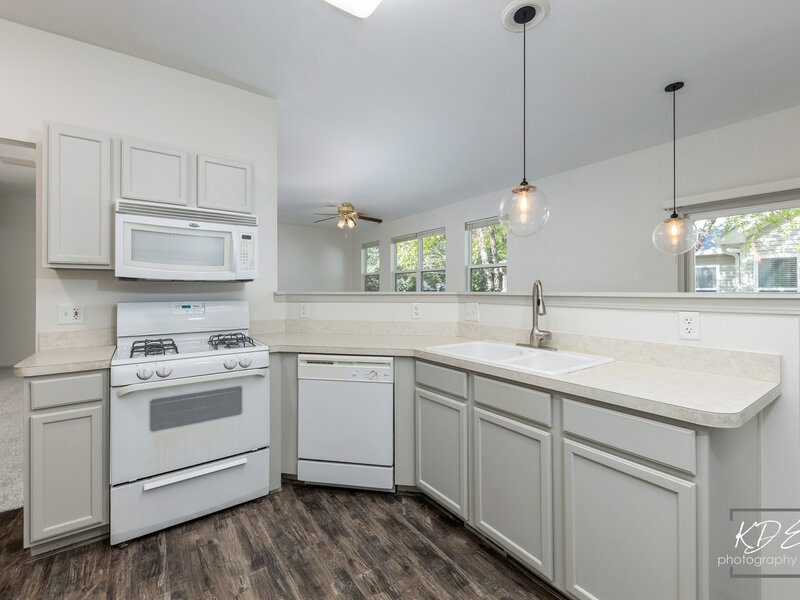636 S Cadillac Circle Romeoville IL 60446