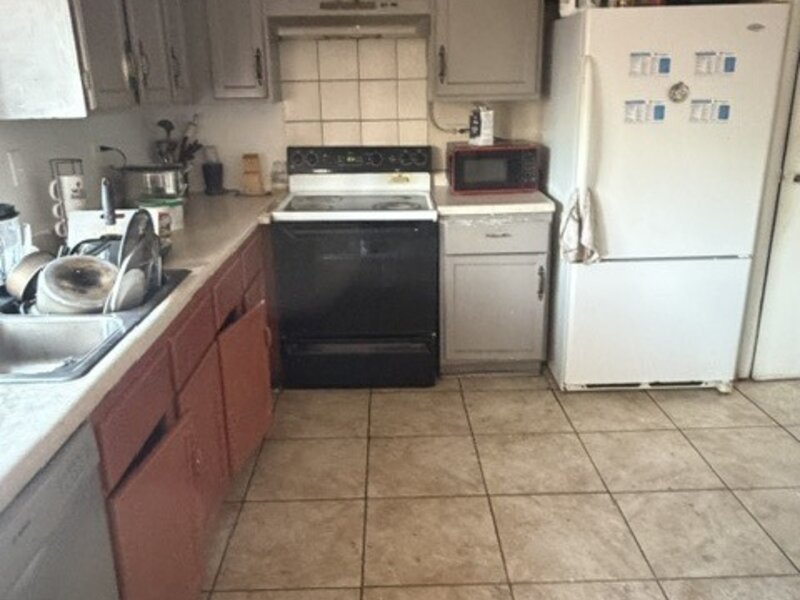 1140 Court G Hanover Park IL 60133