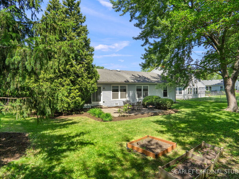 2021 Tiffany Drive Schaumburg IL 60194