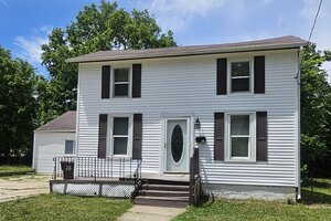 Photo of 218 Oakwood Avenue Rockford IL 61101