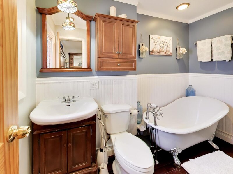 21 Everest Road Lombard IL 60148
