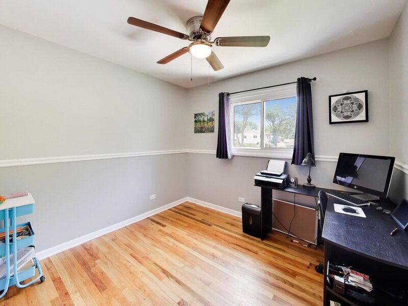 21 Everest Road Lombard IL 60148