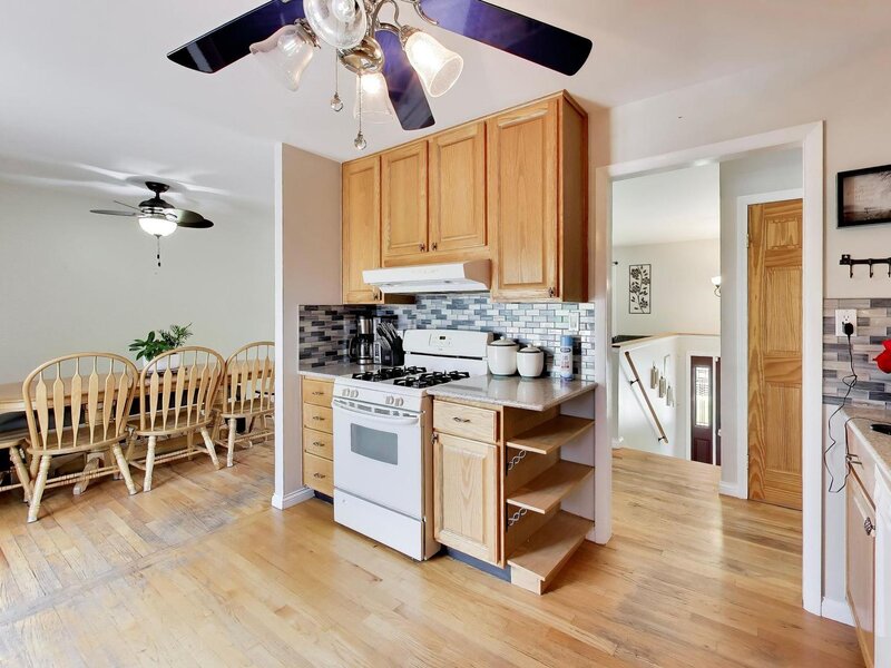 21 Everest Road Lombard IL 60148