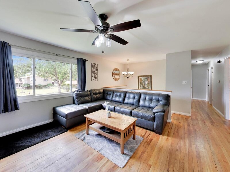 21 Everest Road Lombard IL 60148