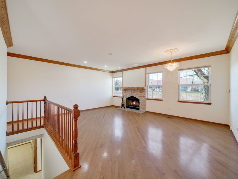 2370 Carillon Drive Grayslake IL 60030