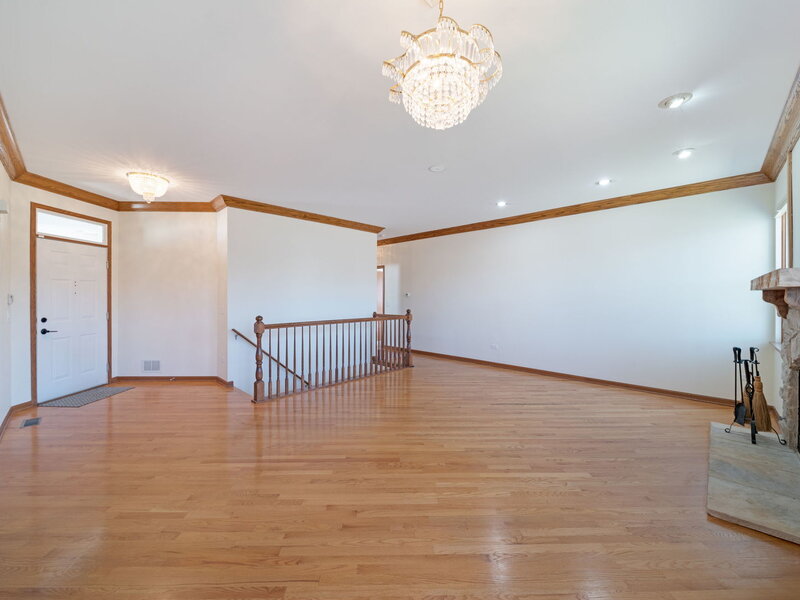 2370 Carillon Drive Grayslake IL 60030