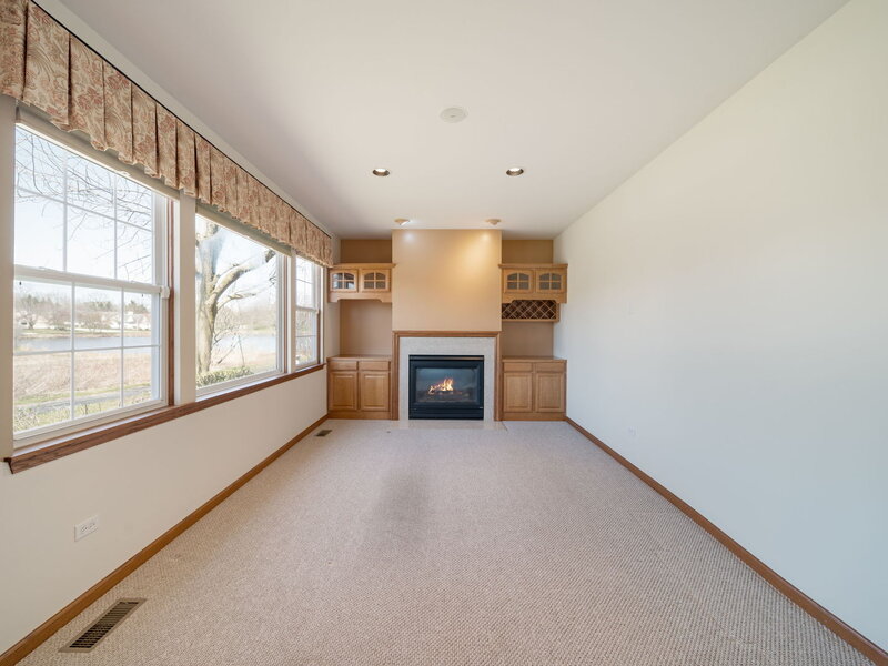 2370 Carillon Drive Grayslake IL 60030
