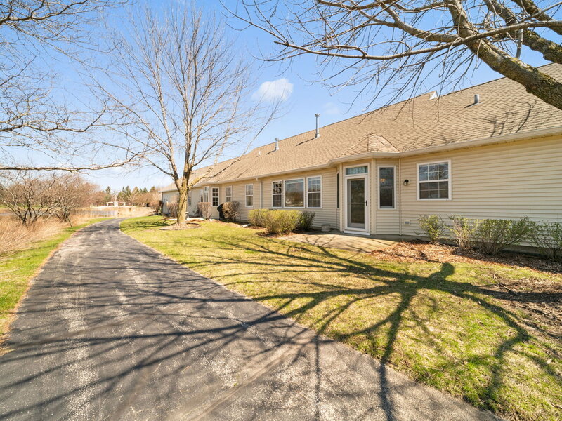 2370 Carillon Drive Grayslake IL 60030