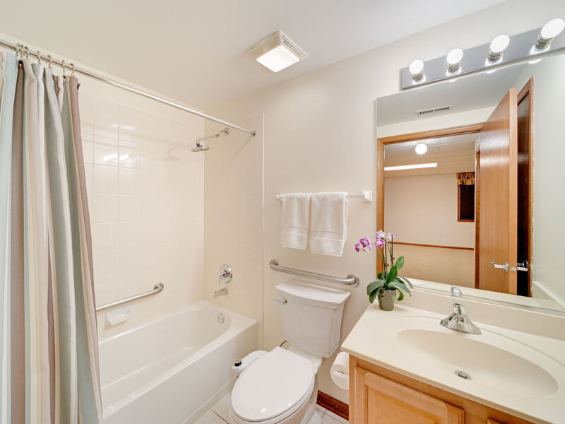 2370 Carillon Drive Grayslake IL 60030