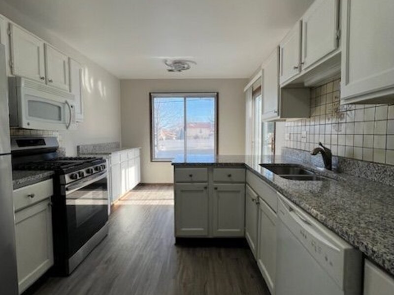 7030 Barrington Court Woodridge IL 60517