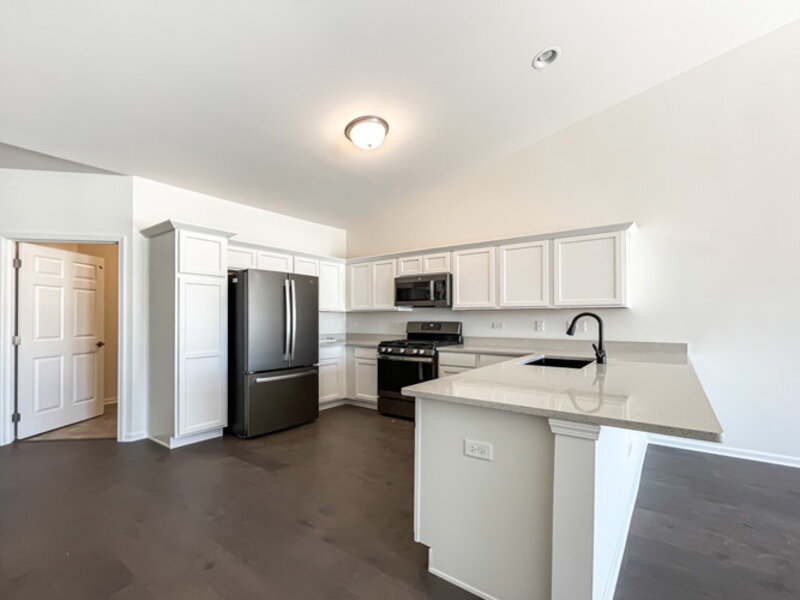 451 Ridge Lane Bolingbrook IL 60440