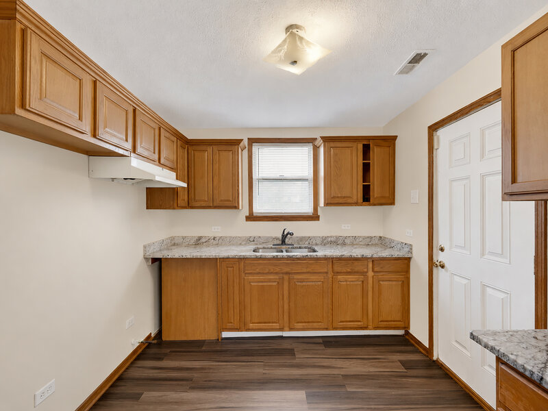 15613 S Homan Avenue Markham IL 60428