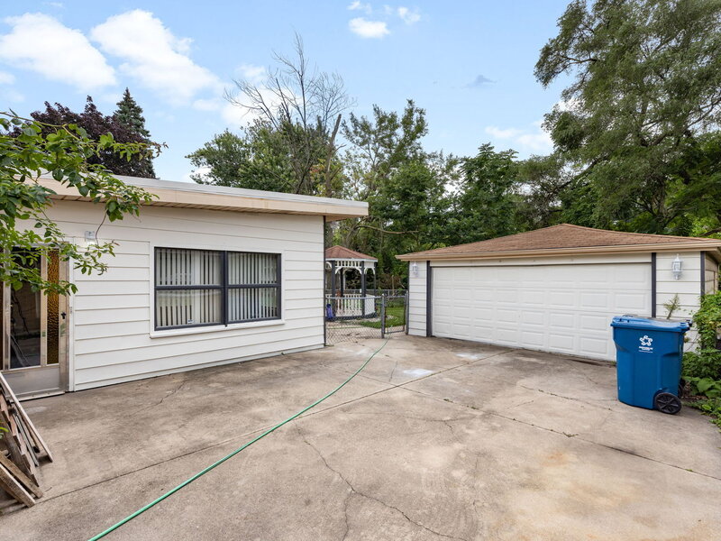 360 Streamside Drive Harvey IL 60426
