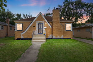 Photo of 360 Streamside Drive Harvey IL 60426