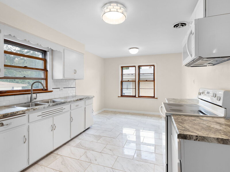 360 Streamside Drive Harvey IL 60426