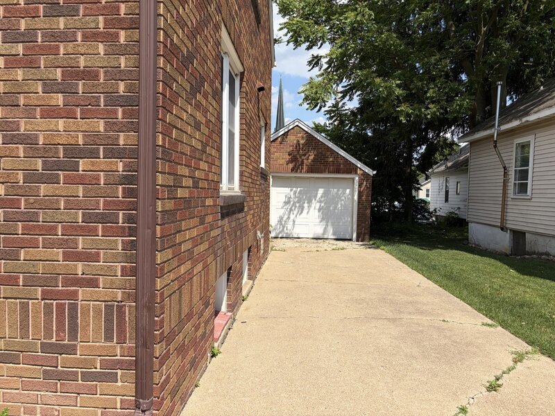 1008 Joliet Street Lasalle IL 61301