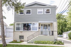 Photo of 1910 Dewey Avenue Evanston IL 60201