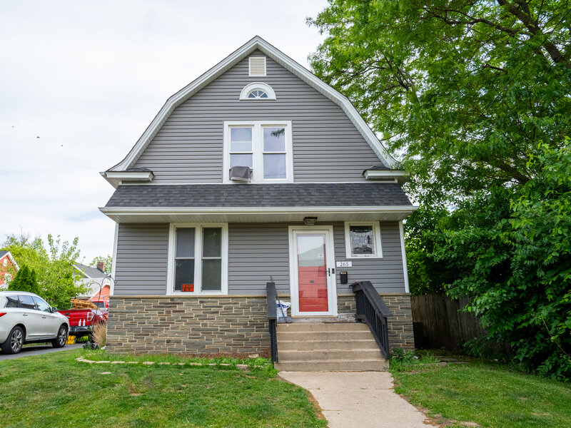 265 Slade Avenue Elgin IL 60120