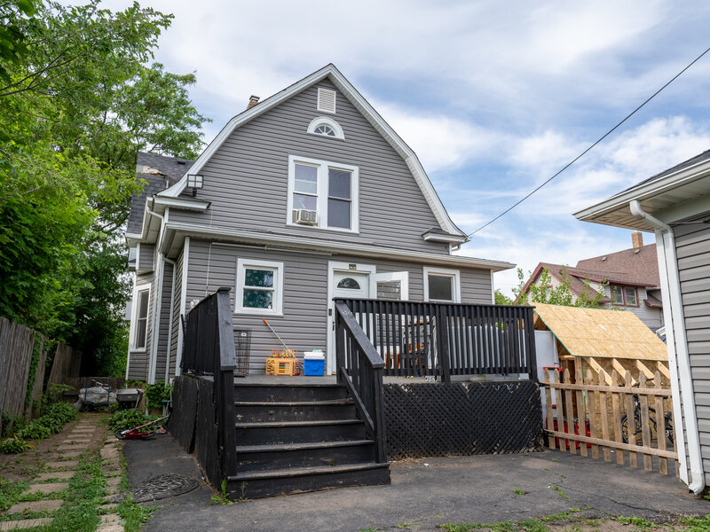 265 Slade Avenue Elgin IL 60120