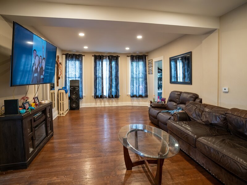 265 Slade Avenue Elgin IL 60120