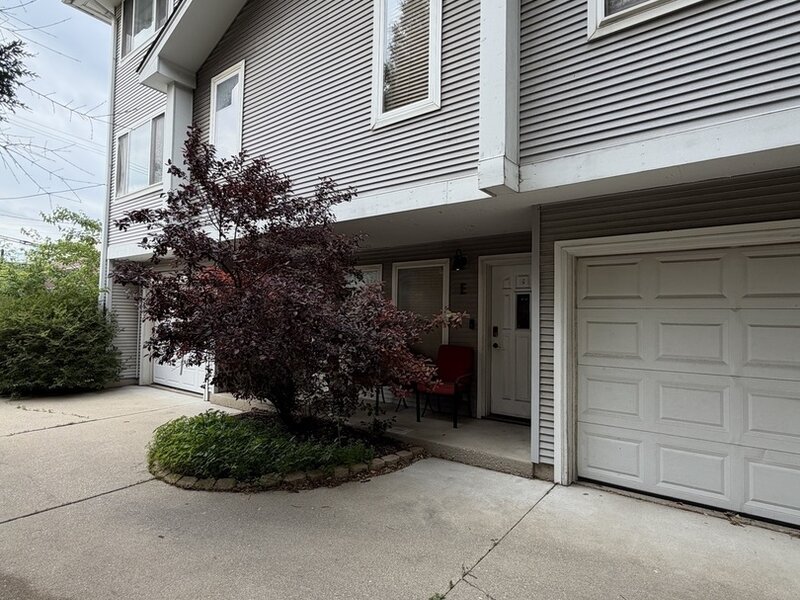 425 S Harvey Avenue Oak Park IL 60302