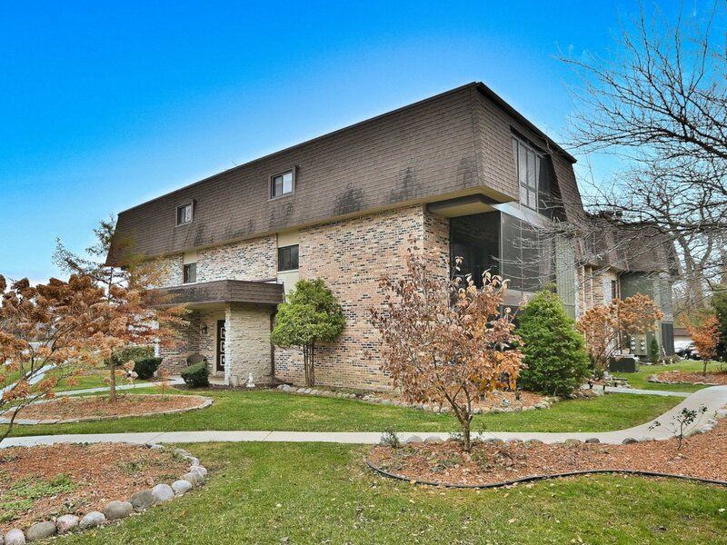 9176 South Road Palos Hills IL 60465