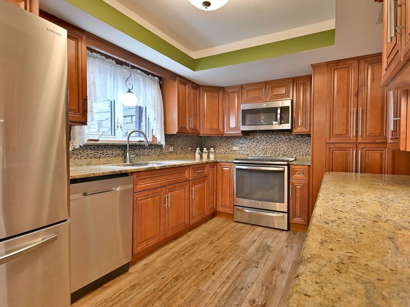 9176 South Road Palos Hills IL 60465