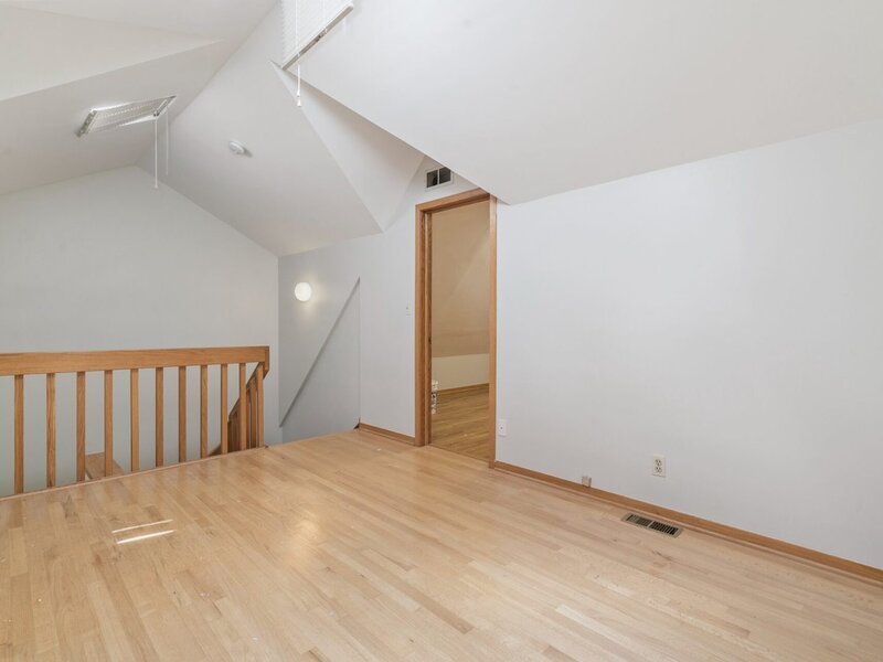 604 S Laflin Street Chicago IL 60607