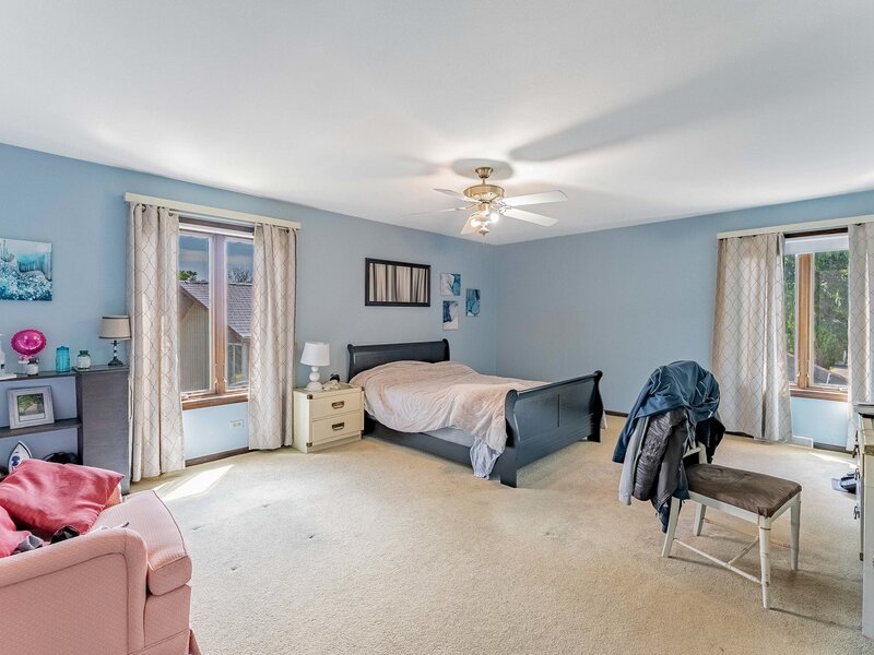 150 Shady Lane Bartlett IL 60103