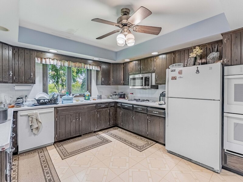 150 Shady Lane Bartlett IL 60103
