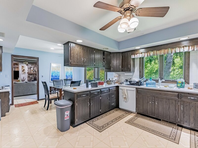 150 Shady Lane Bartlett IL 60103
