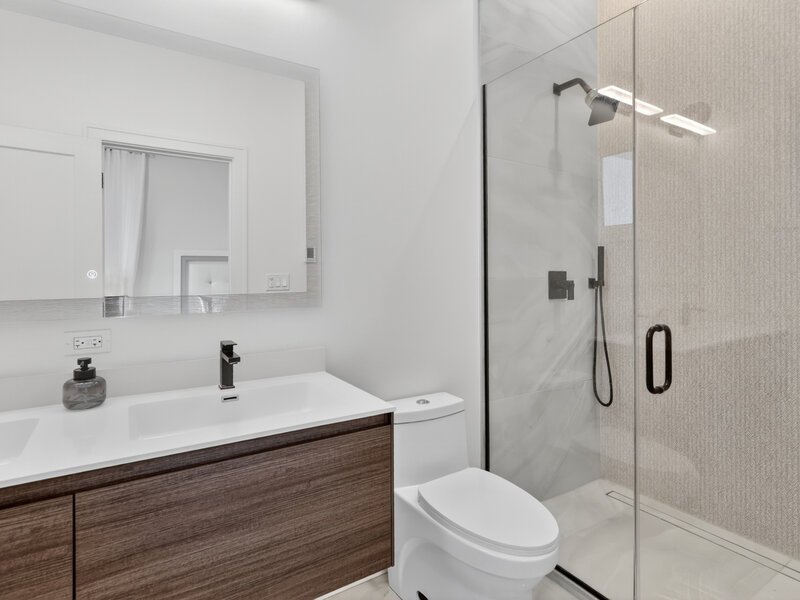 4816 S Saint Lawrence Avenue Chicago IL 60615