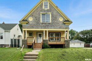 Photo of 815 S Dittmer Street Davenport IA 52802