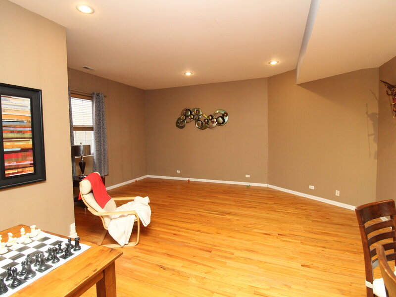 3231 W Fullerton Avenue Chicago IL 60647