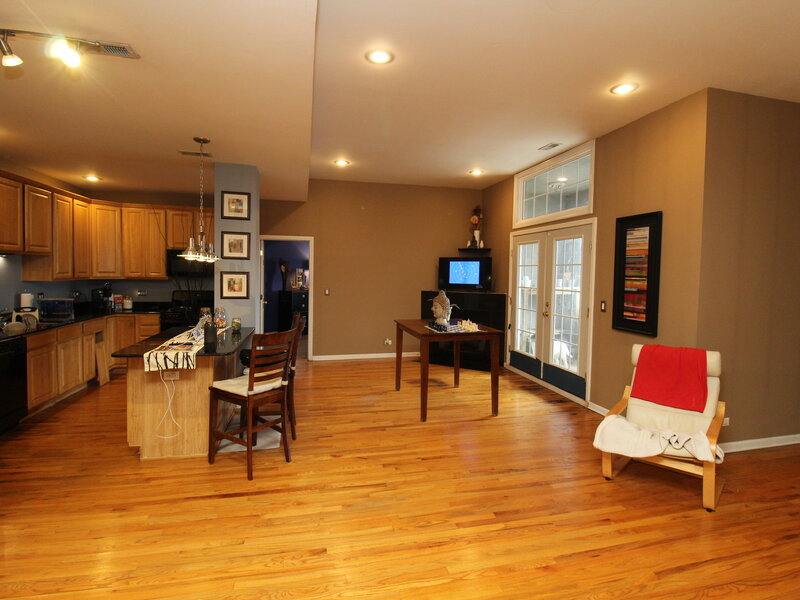 3231 W Fullerton Avenue Chicago IL 60647