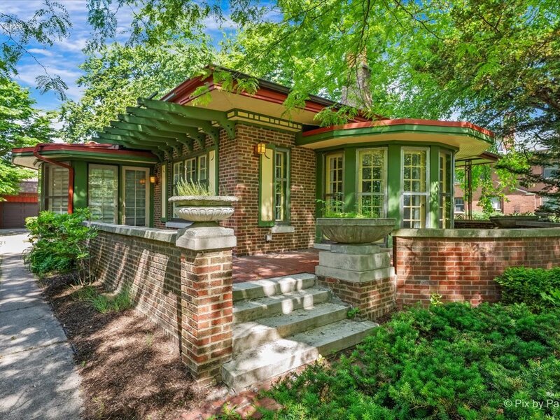 6840 S Constance Avenue Chicago IL 60649