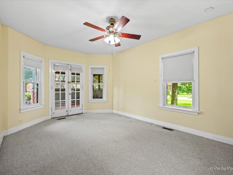 6840 S Constance Avenue Chicago IL 60649