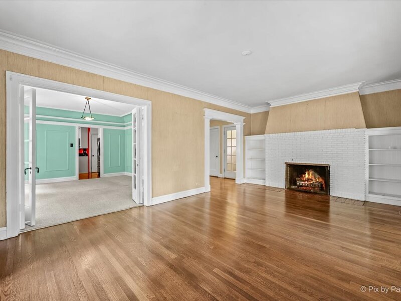 6840 S Constance Avenue Chicago IL 60649