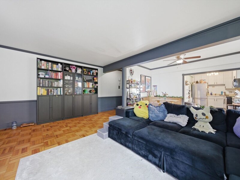 5044 N Marine Drive Chicago IL 60640