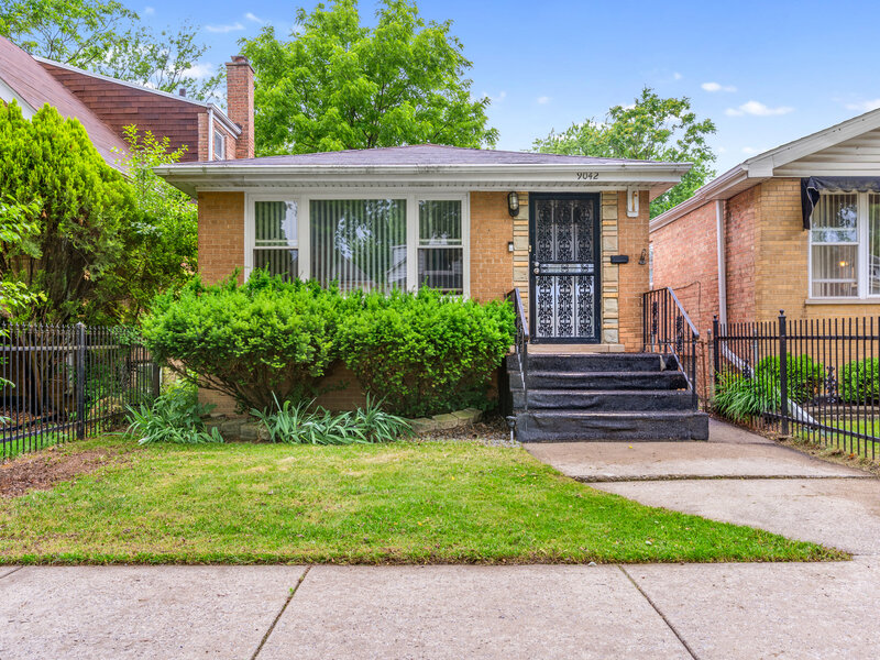 9042 S Ellis Avenue Chicago IL 60619