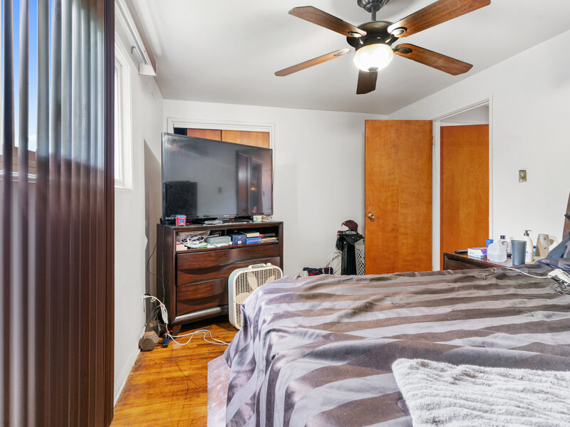 9042 S Ellis Avenue Chicago IL 60619