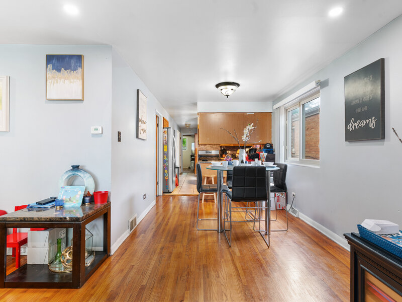 9042 S Ellis Avenue Chicago IL 60619