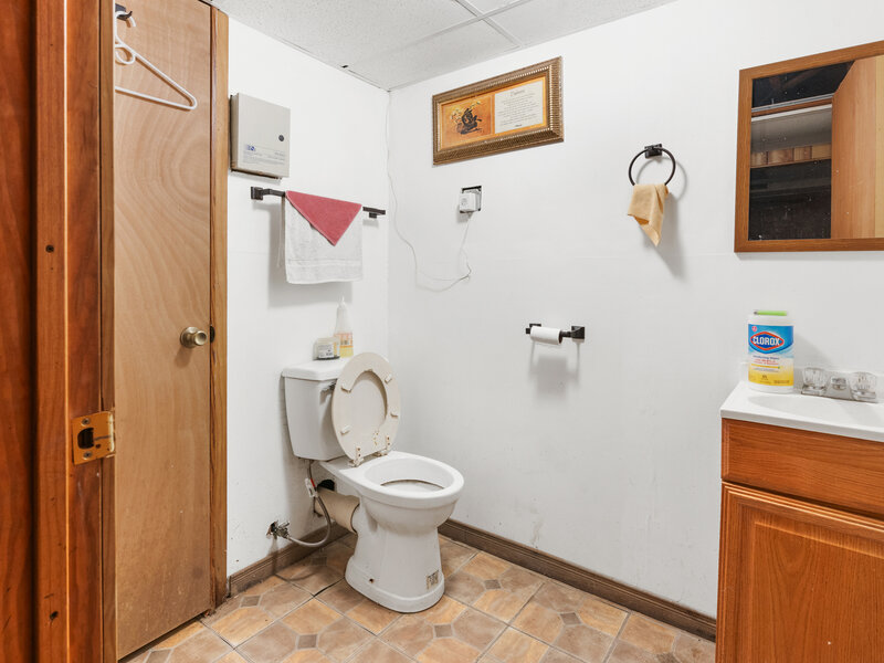 9042 S Ellis Avenue Chicago IL 60619