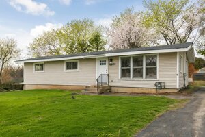 Photo of 6305 Robert Road Cary IL 60013