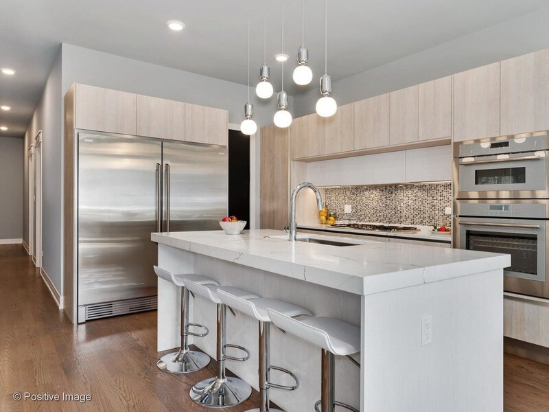 1428 W Grand Avenue Chicago IL 60642
