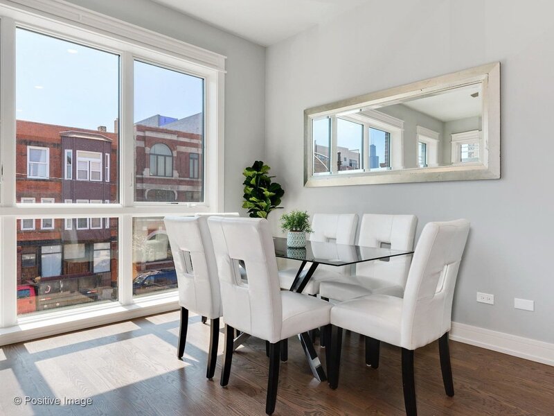1428 W Grand Avenue Chicago IL 60642
