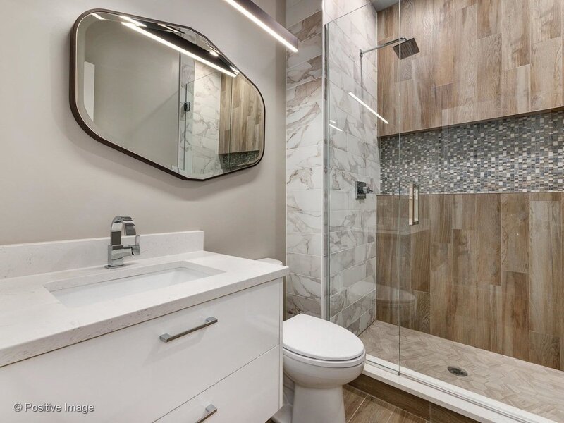 1428 W Grand Avenue Chicago IL 60642
