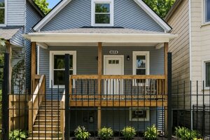 Photo of 8008 S Muskegon Avenue Chicago IL 60617