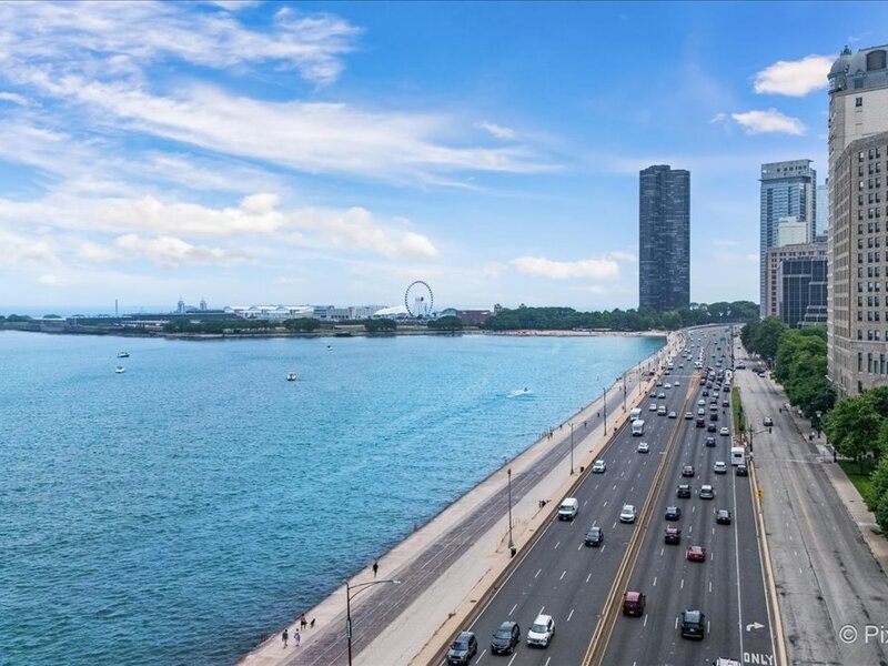 900 N Lake Shore Drive Chicago IL 60611