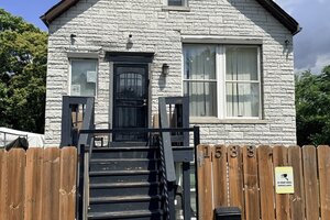 Photo of 1533 S Kilbourn Avenue Chicago IL 60623
